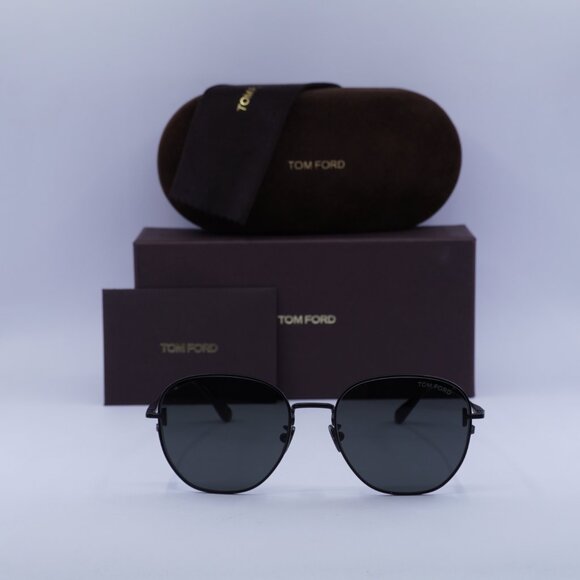 Final Price! Tom Ford FT0976-K 02A Black/Smoke Sunglasses - Picture 3 of 9